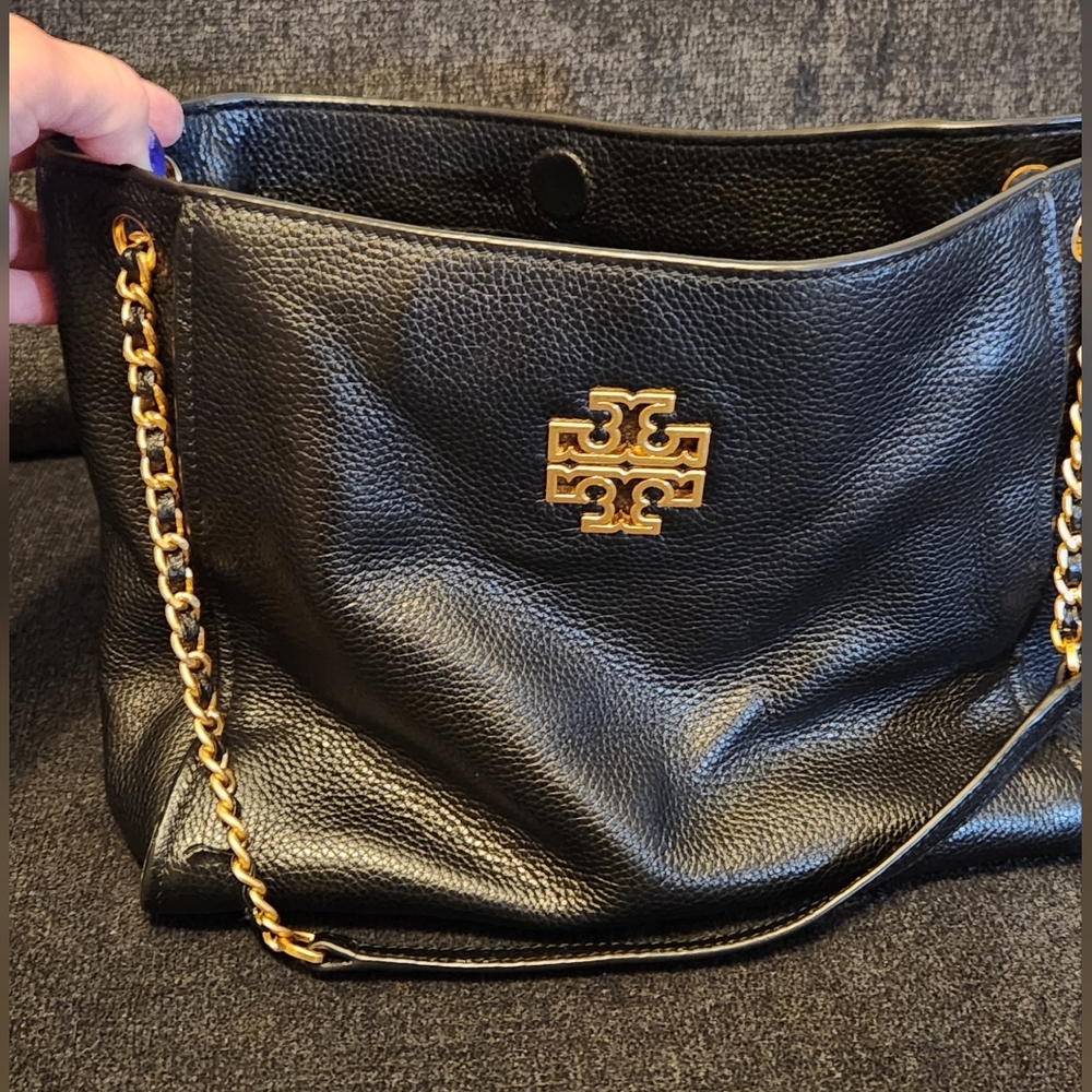 Tory Burch Black Leather Shoulder Bag with Gold Chain